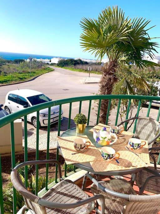 Apartment Casa Da 5 - St 2 Bedrooms , Amazing Sea View , Pool , Wifi *