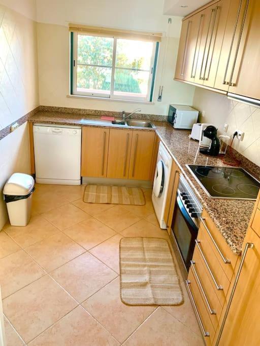 Casa Da 5 - St 2 Bedrooms , Amazing Sea View , Pool , Wifi Apartment