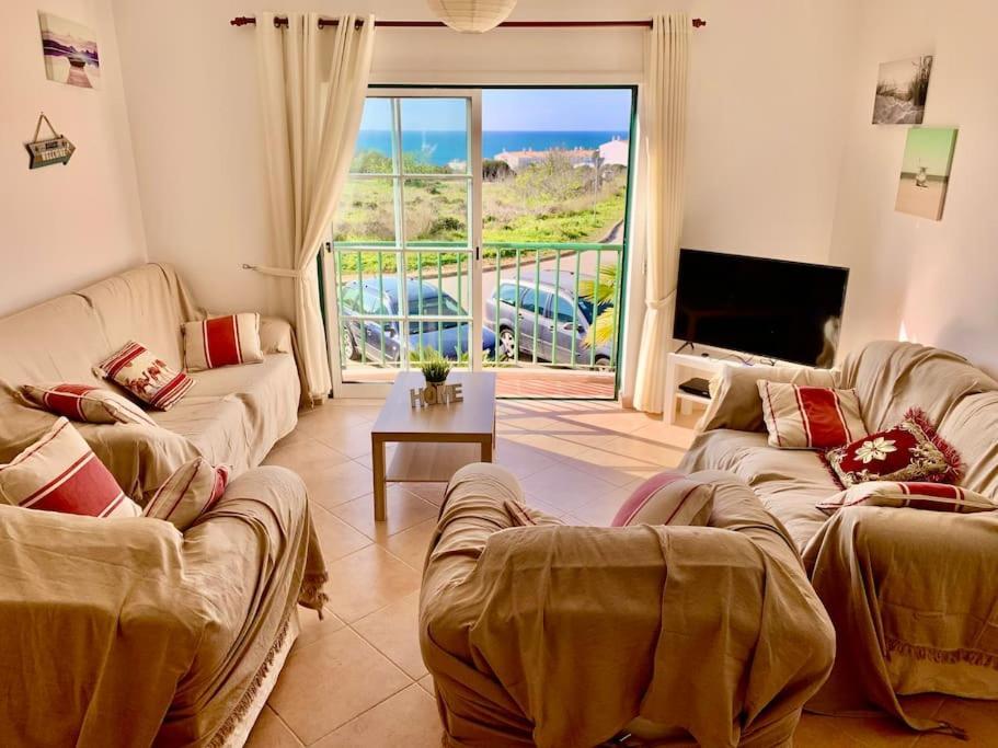Casa Da 5 - St 2 Bedrooms , Amazing Sea View , Pool , Wifi Praia Da Luz