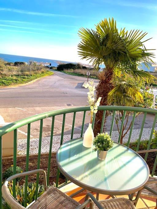 Casa Da 5 - St 2 Bedrooms , Amazing Sea View , Pool , Wifi Apartment *