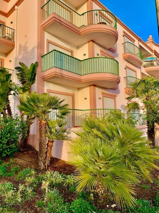 Casa Da 5 - St 2 Bedrooms , Amazing Sea View , Pool , Wifi Apartment *